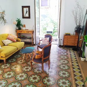 Con Salon Privado En La Rambla Séjour chez l'habitant Gérone